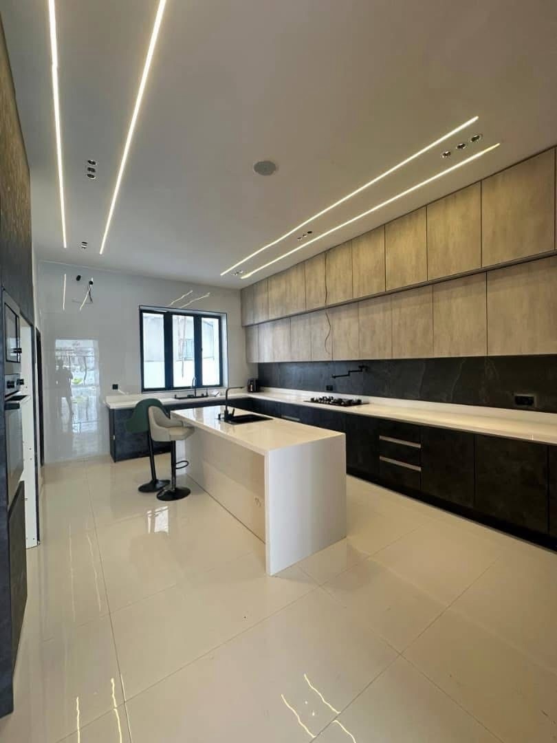 Lekki’s Ultimate 5-Bedroom Estate with Pool & BQ