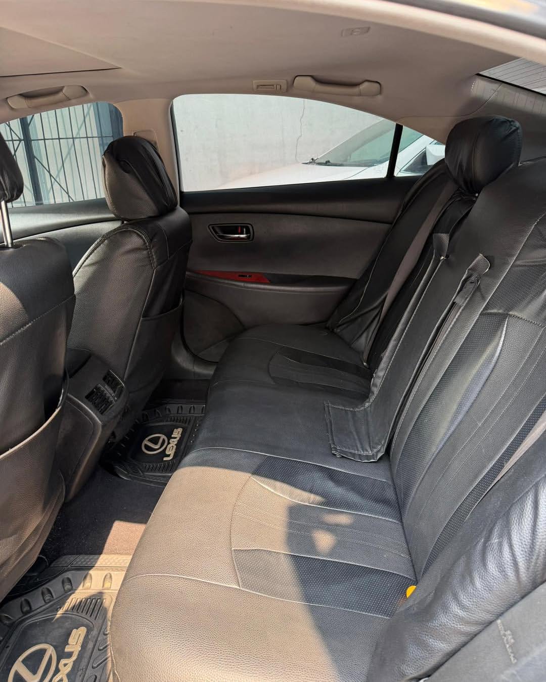 Luxury Lexus ES350: V6 Power, 8.15M Deal!