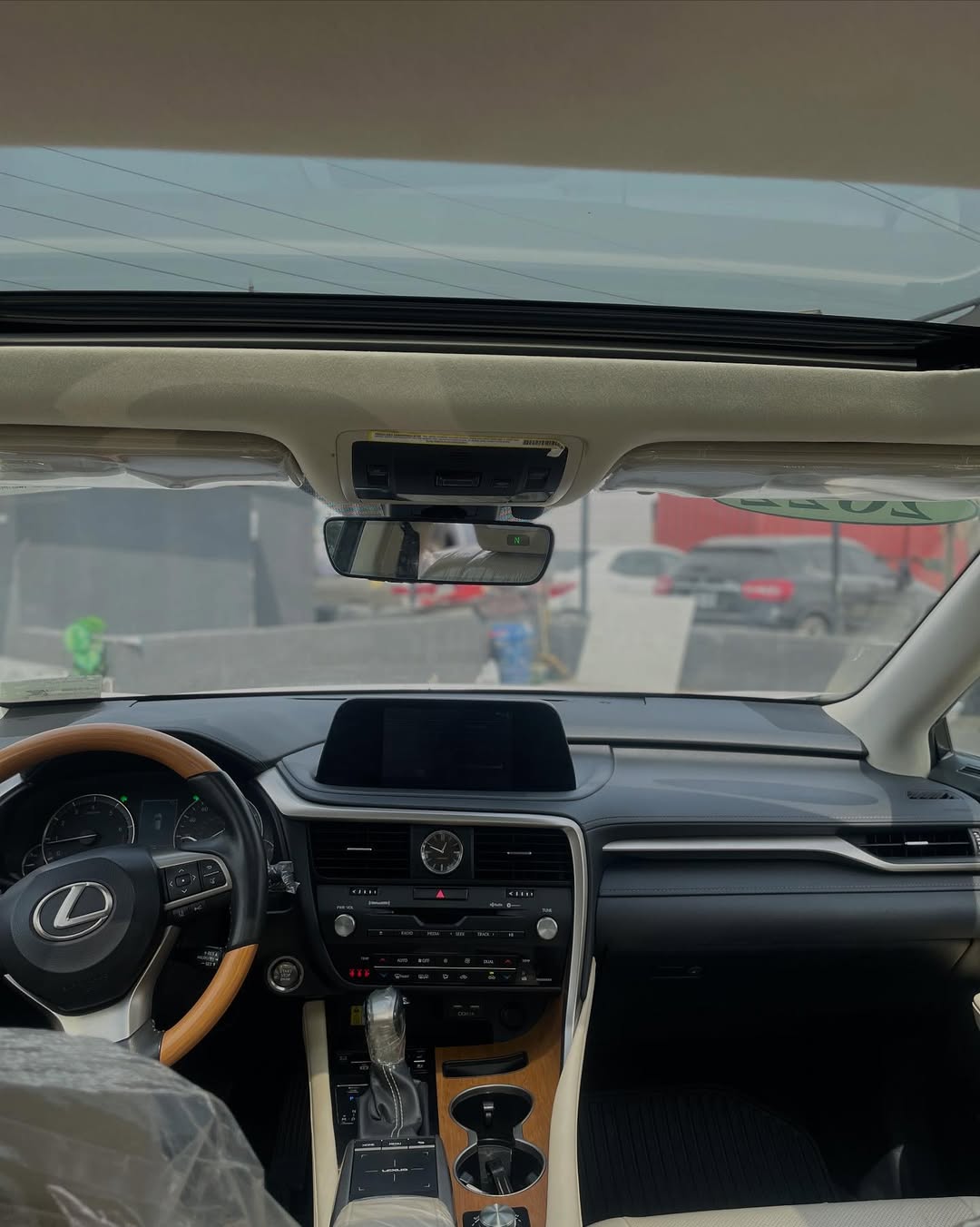 Luxury 2022 Lexus RX350: Sunroof & Safety Tech