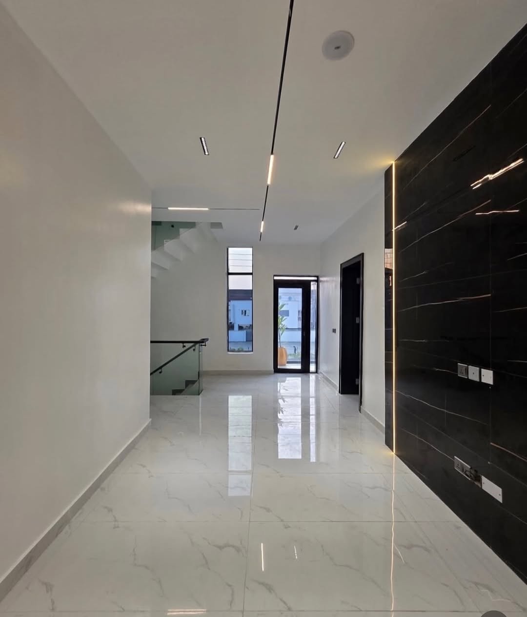 Lekki Phase 1: Your Ultimate 5-Bedroom Estate Masterpiece