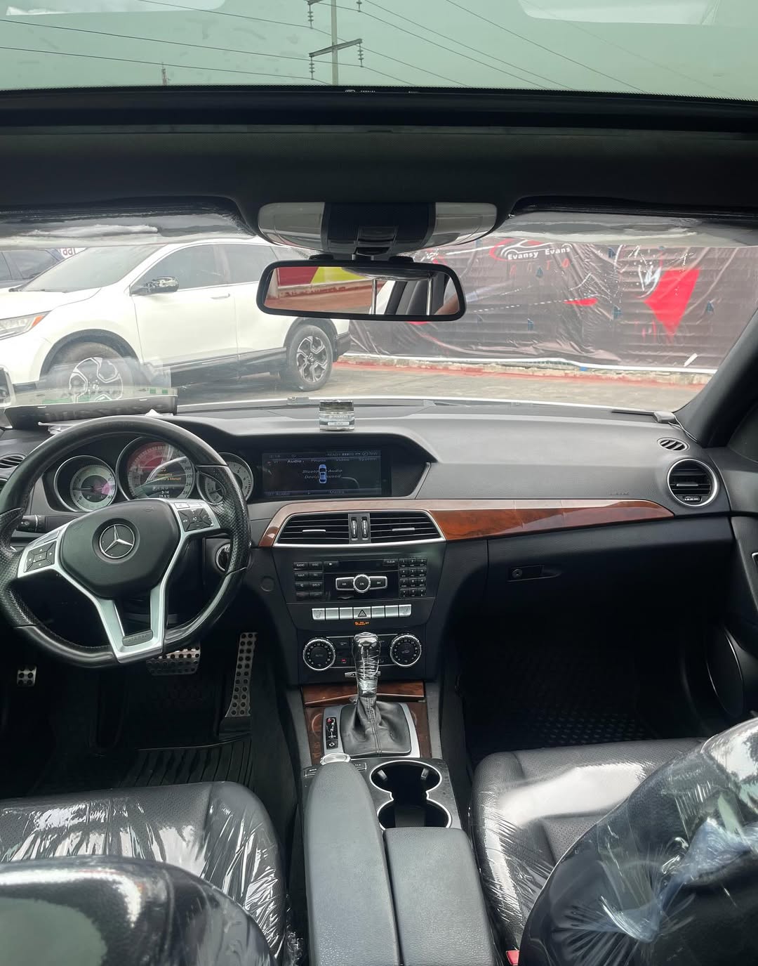 Freshly Imported 2013 C300 4MATIC: Luxury & Tech