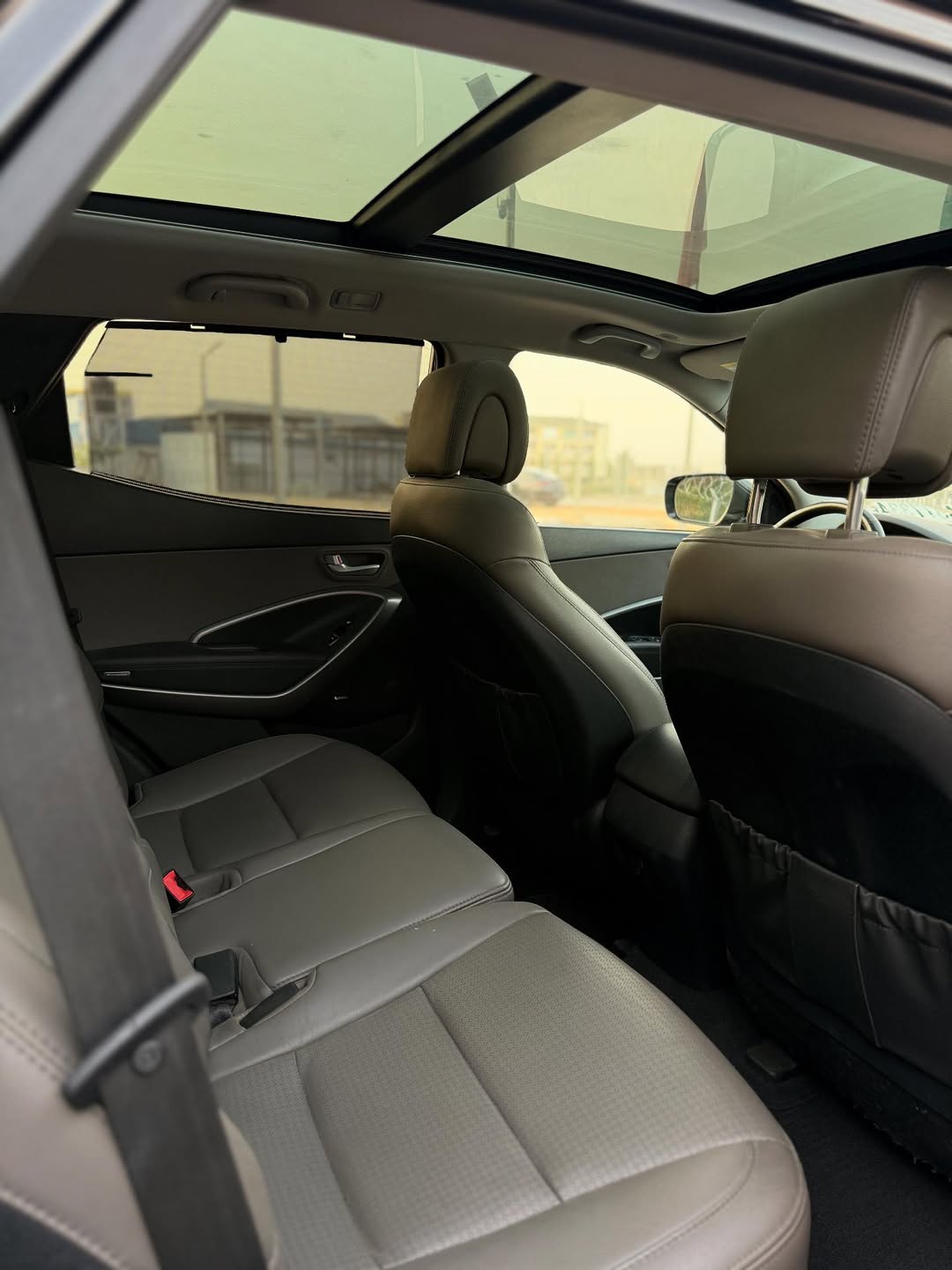 Luxury 7-Seater SUV w/ Panoramic Roof – N21M