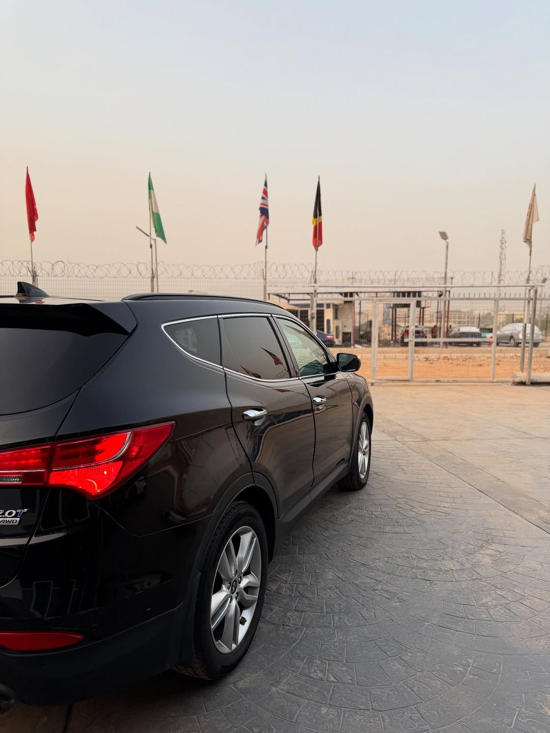 Luxury 7-Seater SUV w/ Panoramic Roof – N21M