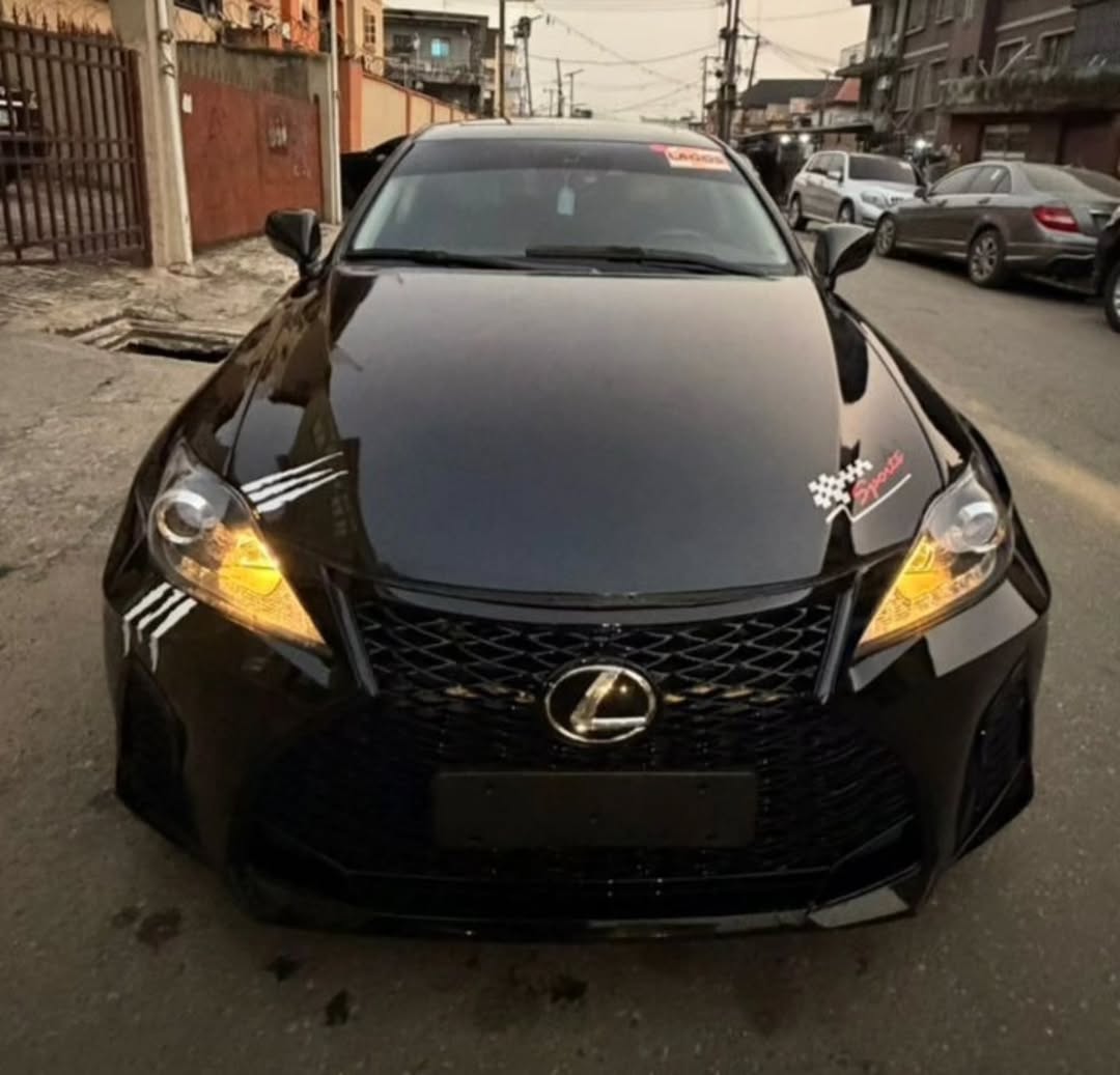 Luxury Lexus IS250: Own Prestige for 9M