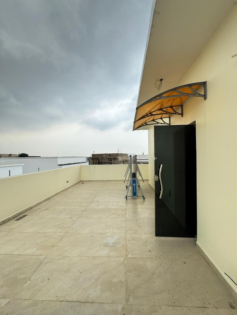 Serene 5-Bedroom Haven with Pool & Gym in Anthony