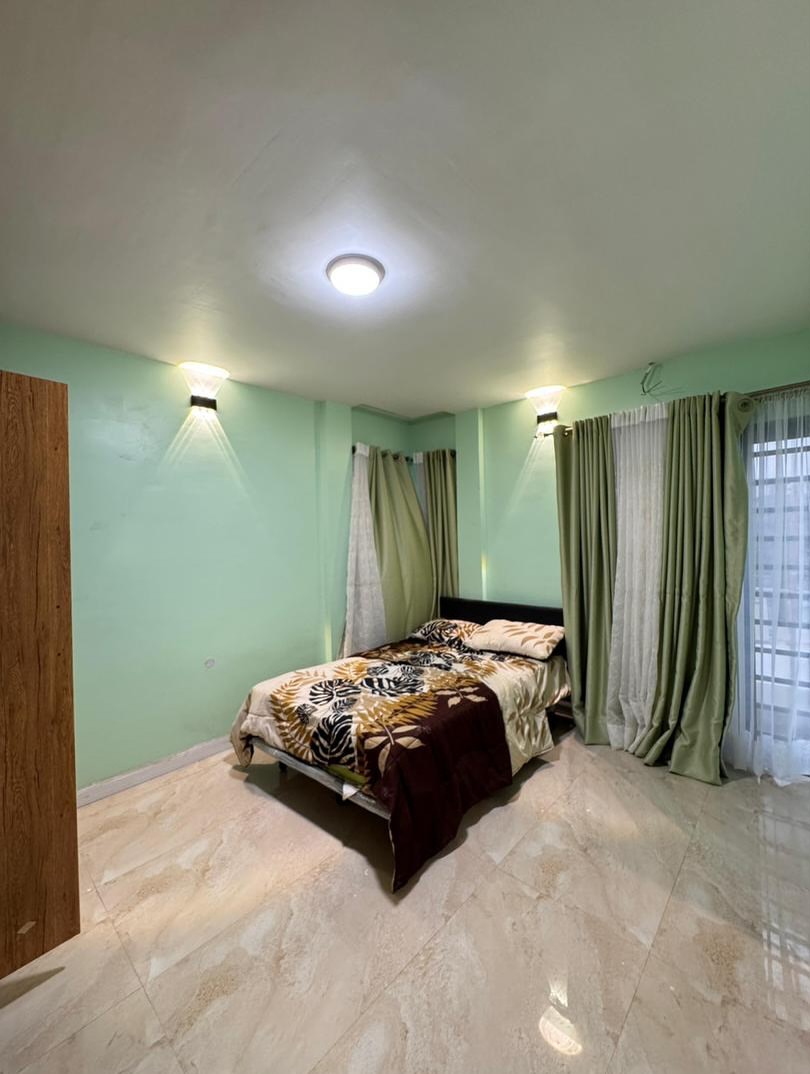 Serene 5-Bedroom Haven with Pool & Gym in Anthony