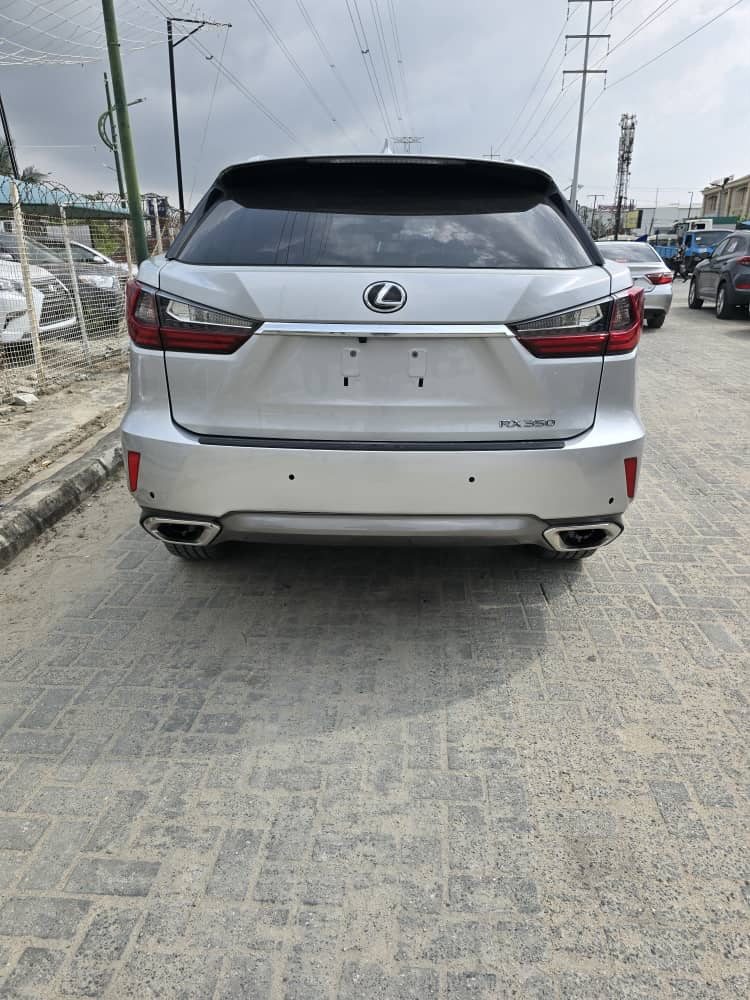 2017 Lexus RX350: Full Option Luxury, 47.5m Negotiable