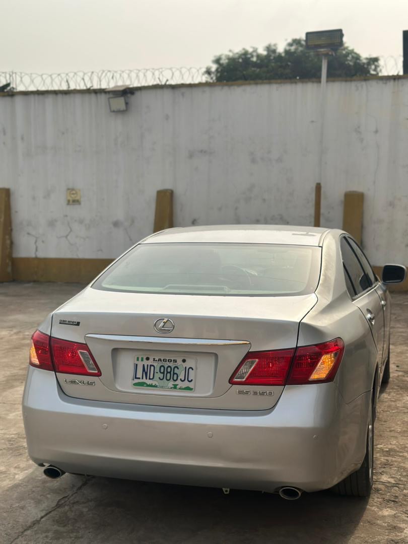 Flawless 2009 Lexus ES350: Ready to Drive