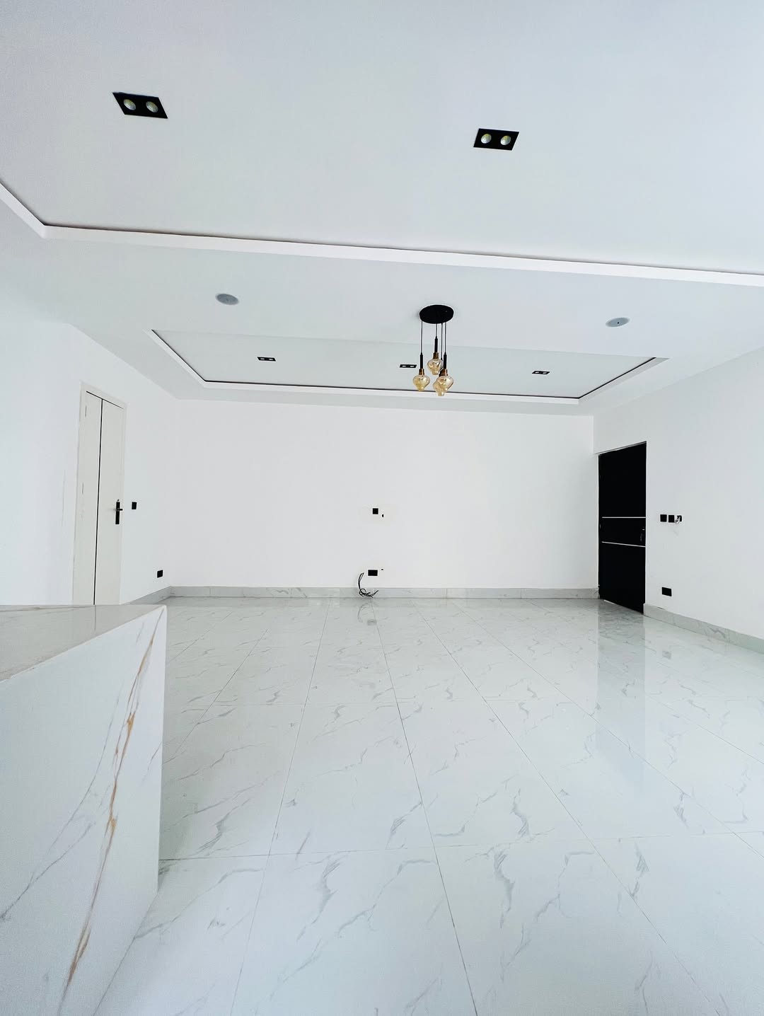 Lekki Phase 1 Gem: 2-Bedroom with Rooftop Oasis