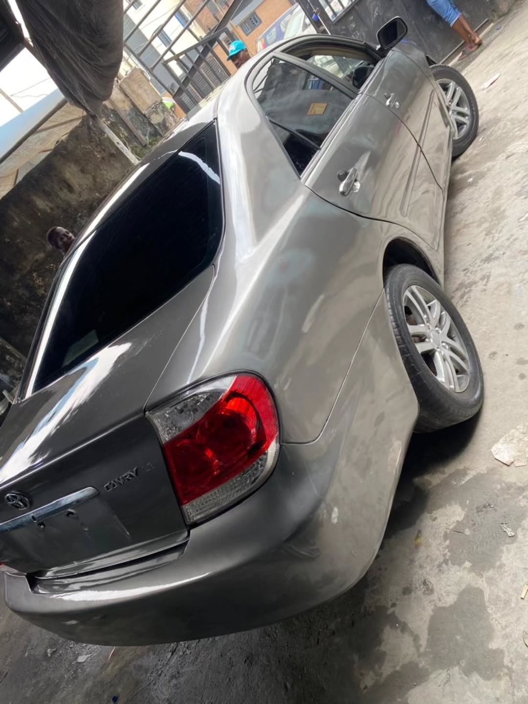 Flawless 2006 Camry: Ready to Drive in Lagos