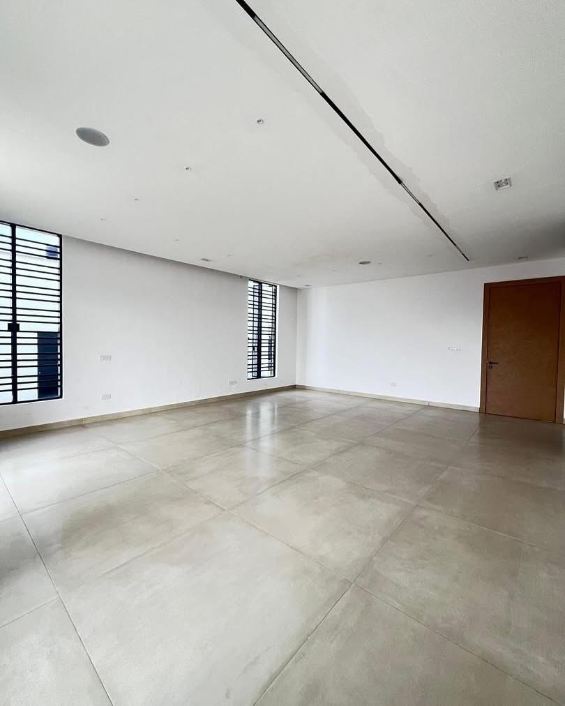 Lekki’s Ultimate 5-Bedroom Haven with Cinema & Pool