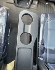 Luxury 2016 Highlander: Panoramic Sunroof & AWD