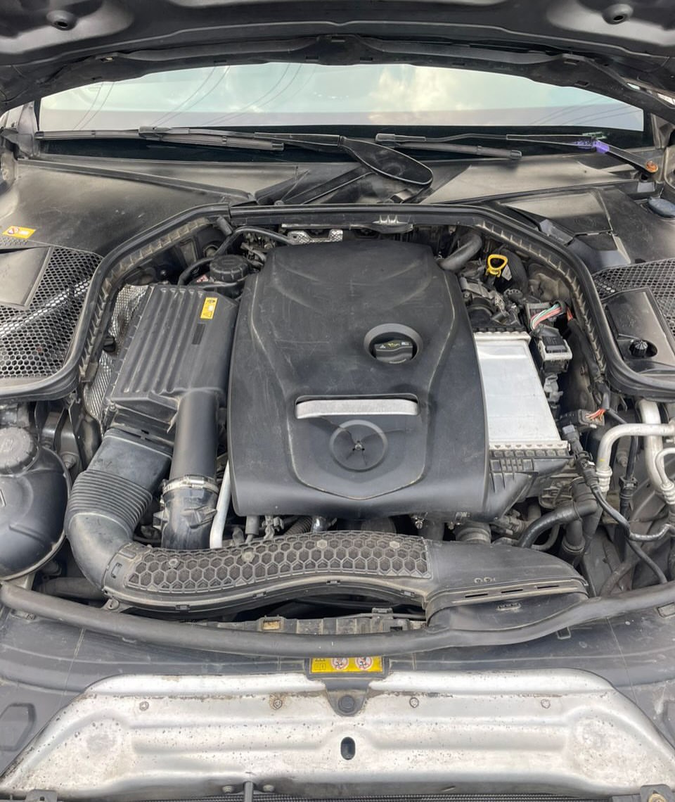 Luxury 2016 Mercedes C300 with Panoramic Sunroof