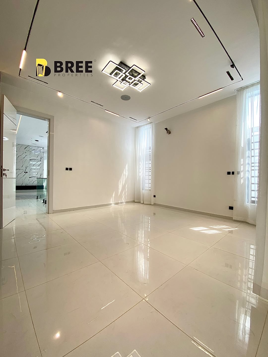 Lekki’s Ultimate 5-Bedroom Estate Masterpiece