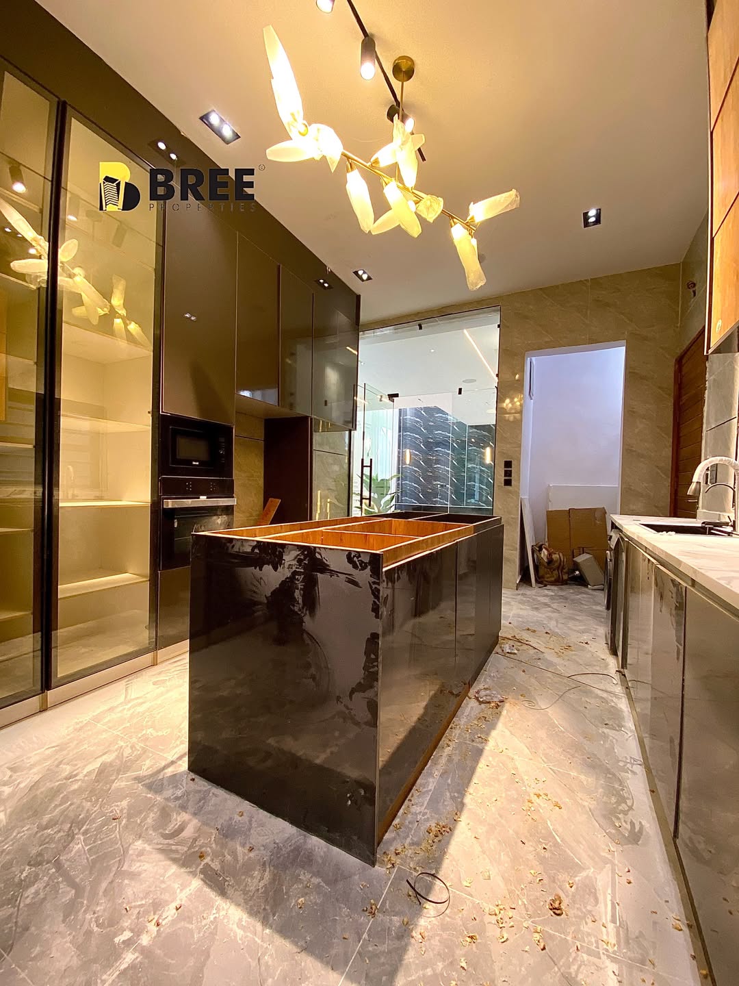 Lekki’s Ultimate 5-Bedroom Estate Masterpiece