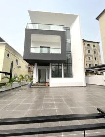 3812317887420199646_img_0