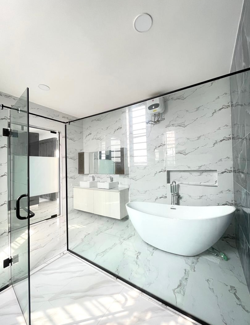 Lekki’s Ultimate Family Oasis: 5-Bed Duplex with Pool & Cinema