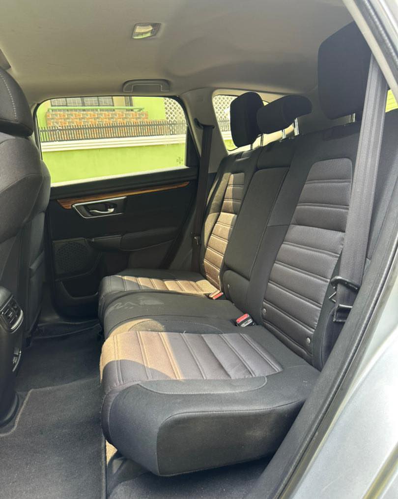 2018 Honda CR-V EX: Luxury & Reliability in Lagos