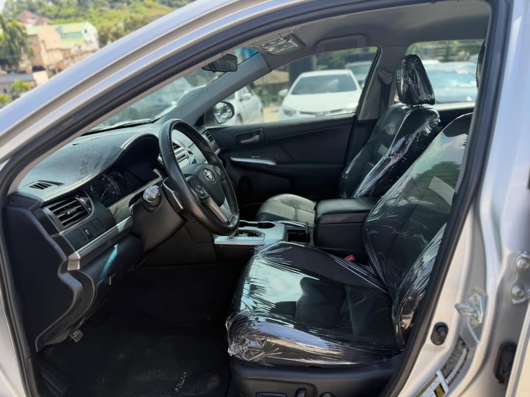 2014 Camry SE: 50% Down, Drive Away Today!