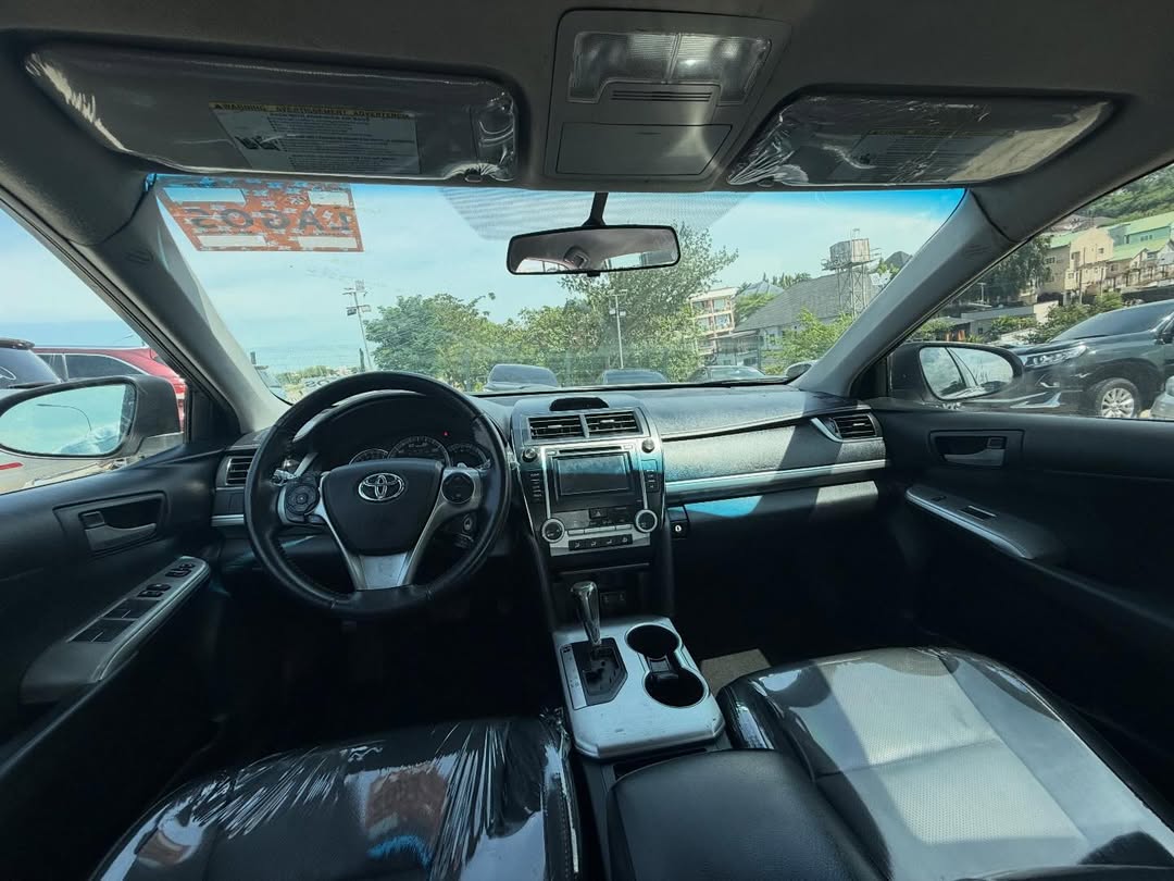 2014 Camry SE: 50% Down, Drive Away Today!