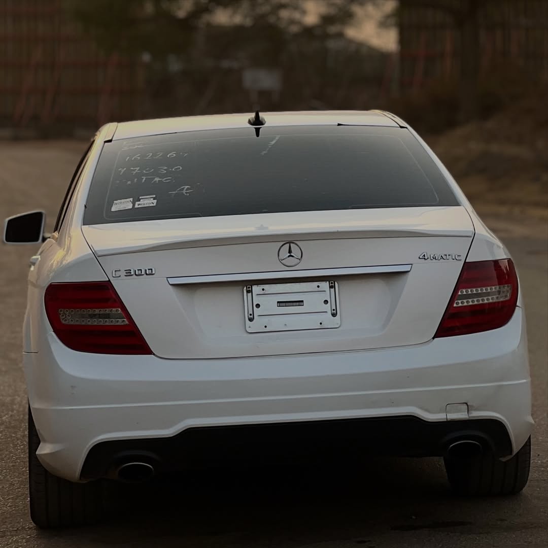 Luxury Redefined: 2013 Mercedes C300 in Abuja
