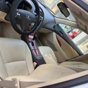 Luxury Lexus ES 350: Abuja’s Premier Deal
