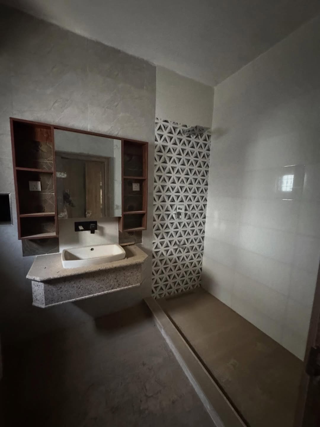 Spacious 4-Bed Haven in Jahi | Brand New & Move-In Ready