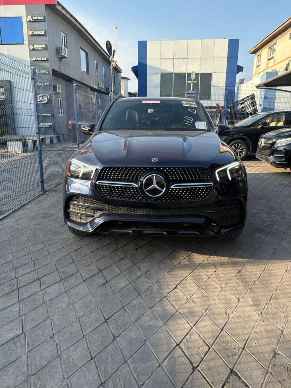 2021 Mercedes GLE 350: Luxury Panoramic Roof & Third Row