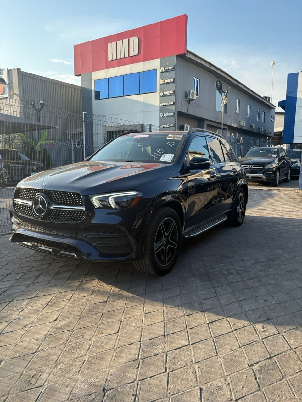 2021 Mercedes GLE 350: Luxury Panoramic Roof & Third Row