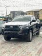 2025 Hilux SR5: Unstoppable 4×4 Power & Tech