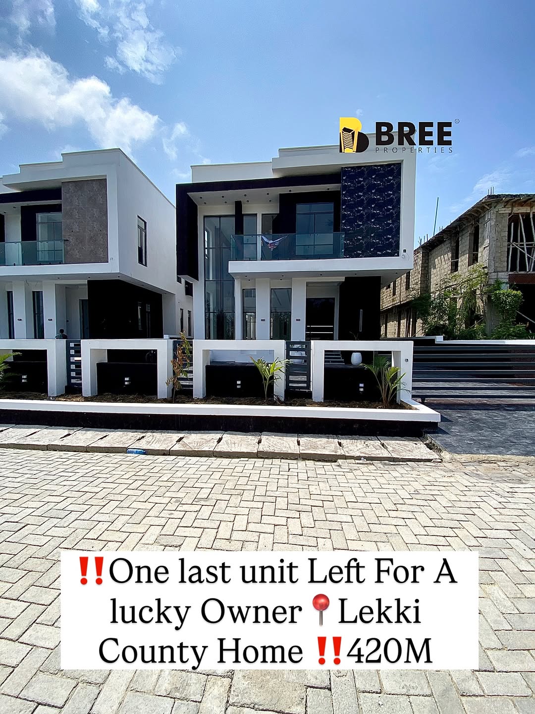 Stunning 5-Bedroom Oasis with Pool in Prime Lekki