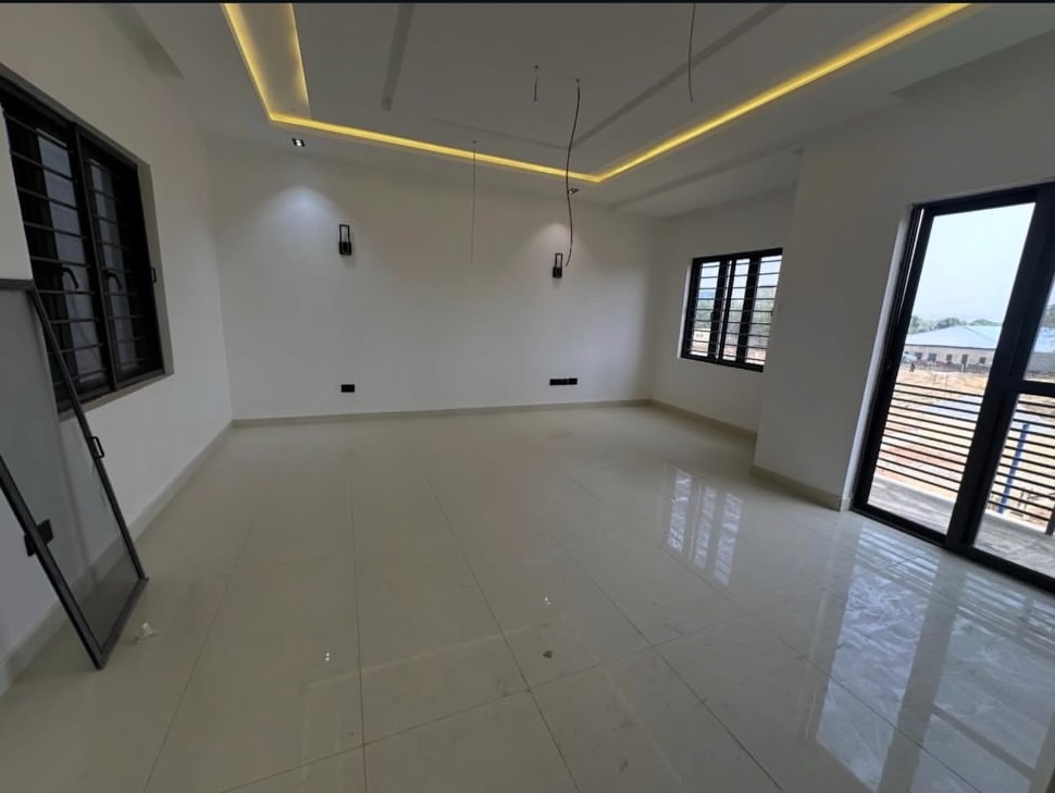 Elegant 4-Bed Duplex in Serene Abuja Haven