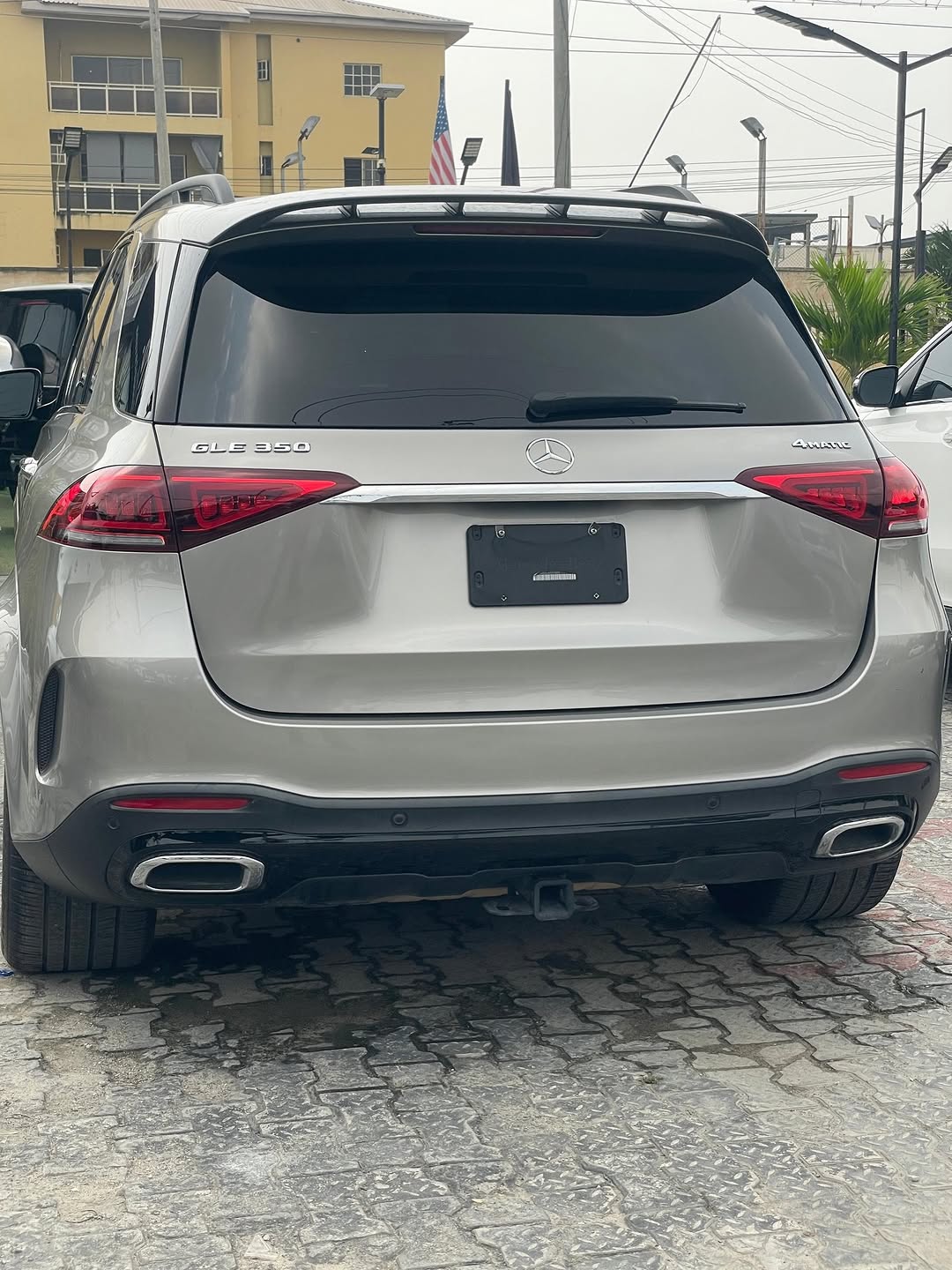 2020 Mercedes GLE 350: Luxury & Tech, Low Miles