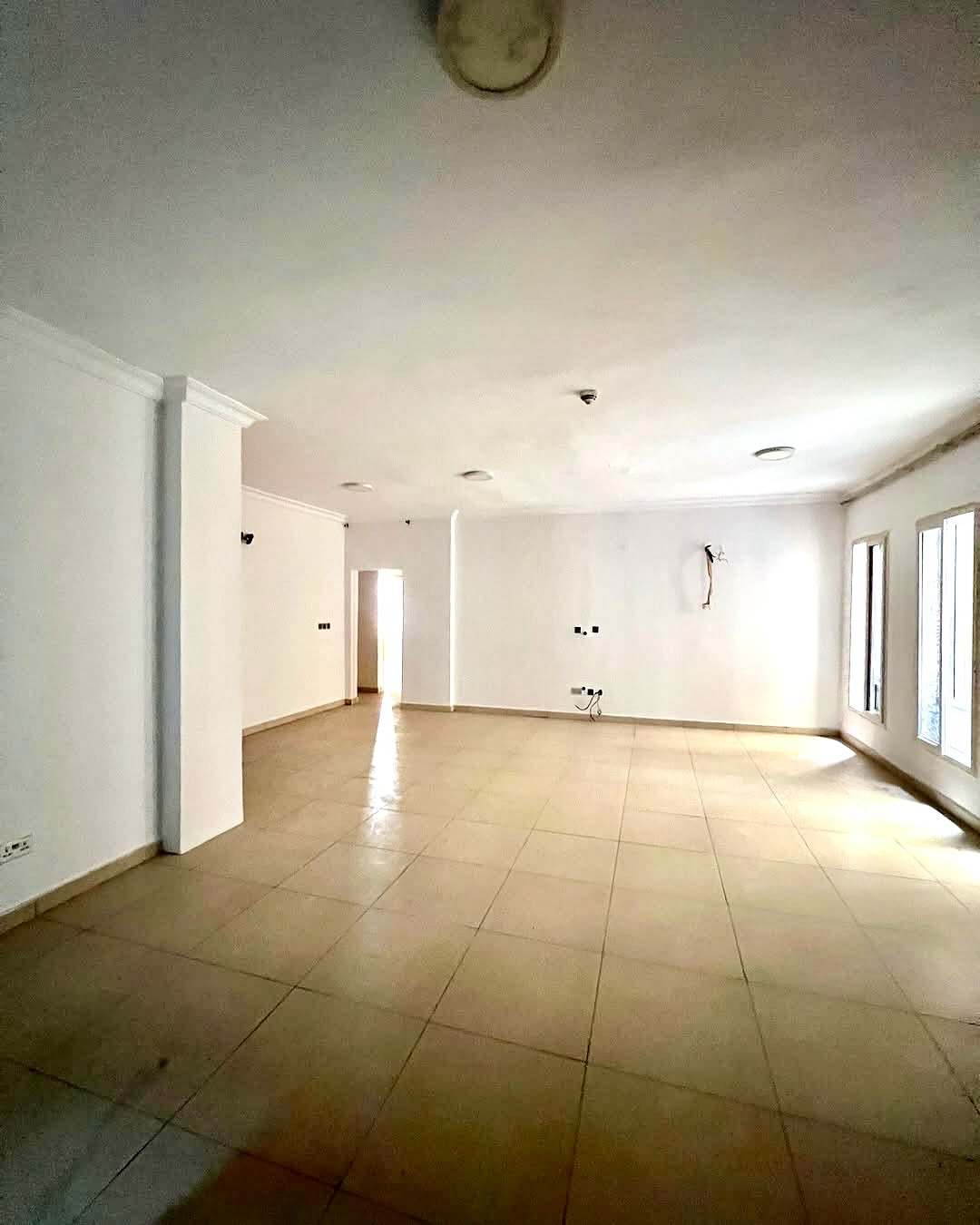 Lekki’s Premier 3-Bed Haven: Rooftop, Gym & 24/7 Power