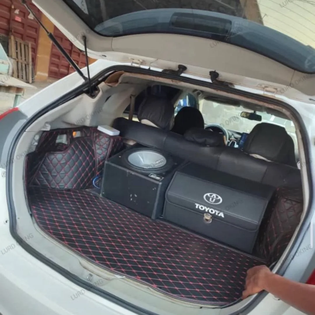 Custom Car Boot Mats & Boxes