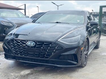2021 Sonata Limited: Luxury Tech & Turbo Thrills