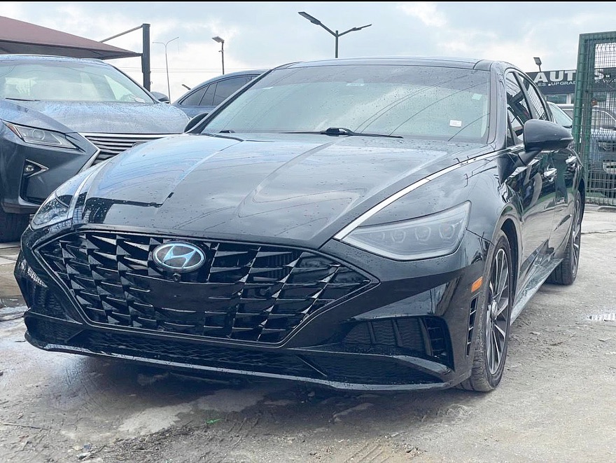 2021 Sonata Limited: Luxury Tech & Turbo Thrills