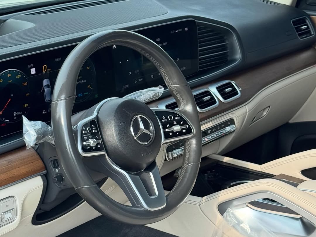 Luxury Powerhouse: 2020 Mercedes GLE 450 4MATIC