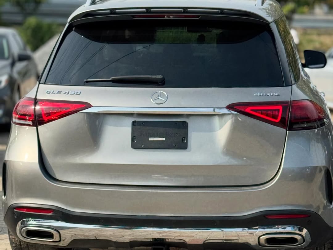 Luxury Powerhouse: 2020 Mercedes GLE 450 4MATIC