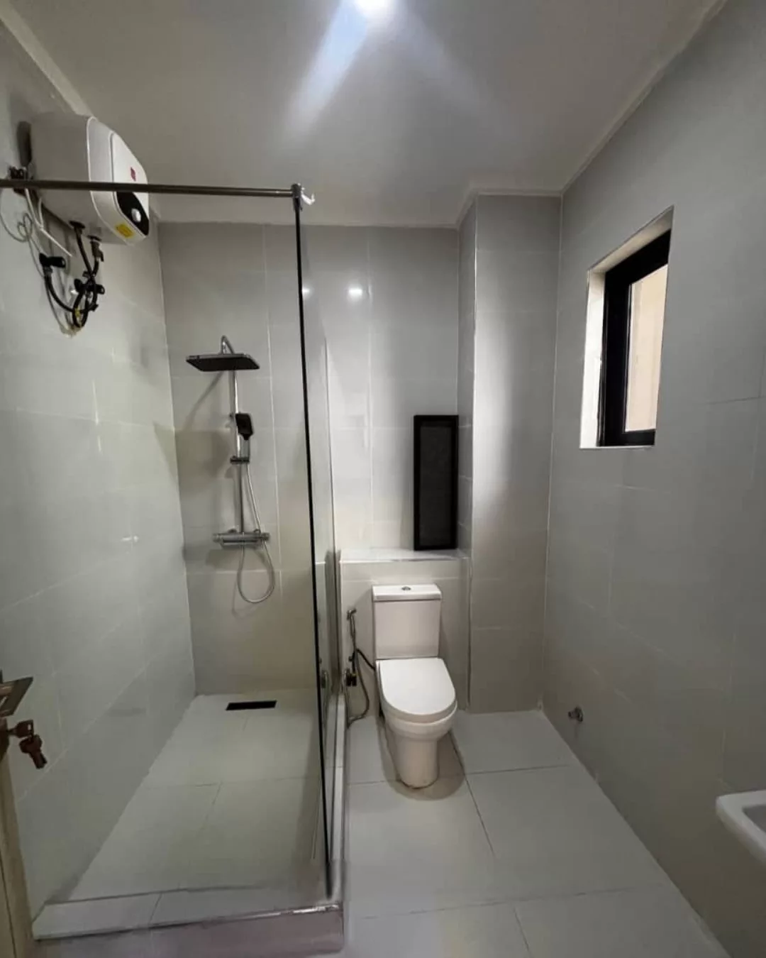 Elegant 4-Bedroom Duplex with Pool & Gym in Ogudu GRA