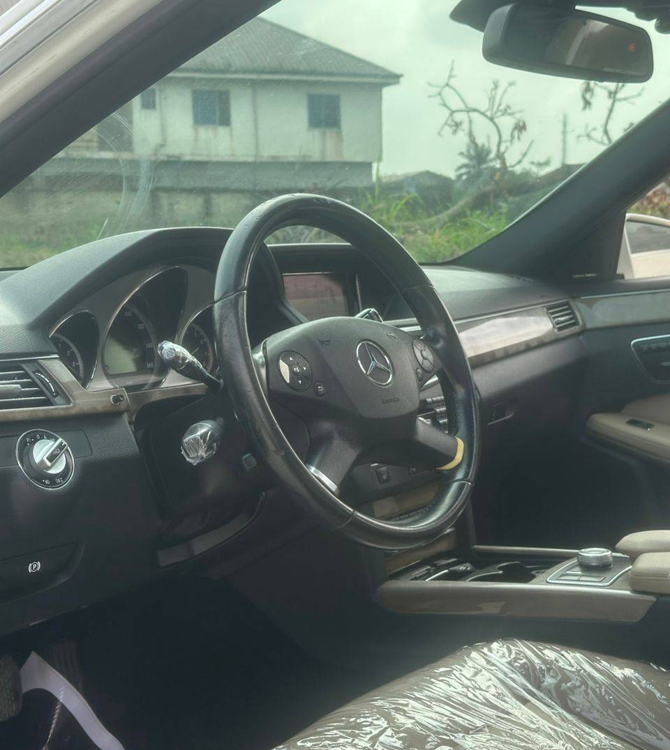 2010 E350: Untampered Engine, Chilling AC, Buy & Drive