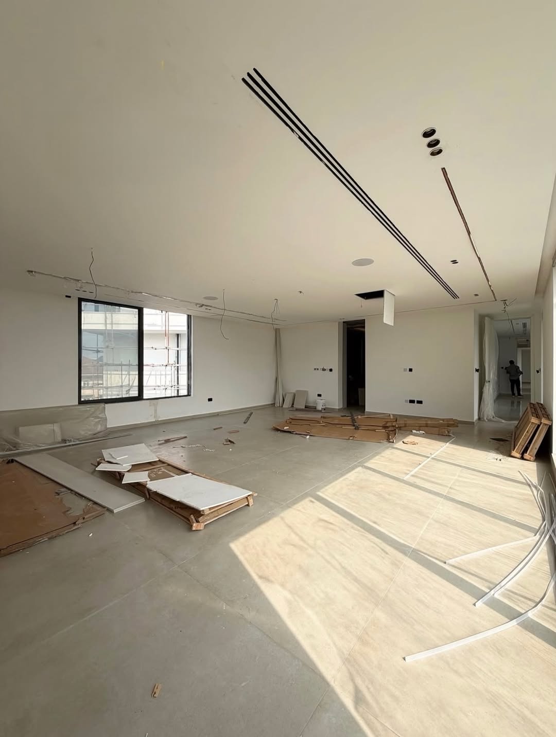 Banana Island Grandeur: 5-Bed Duplex with Pool & Cinema