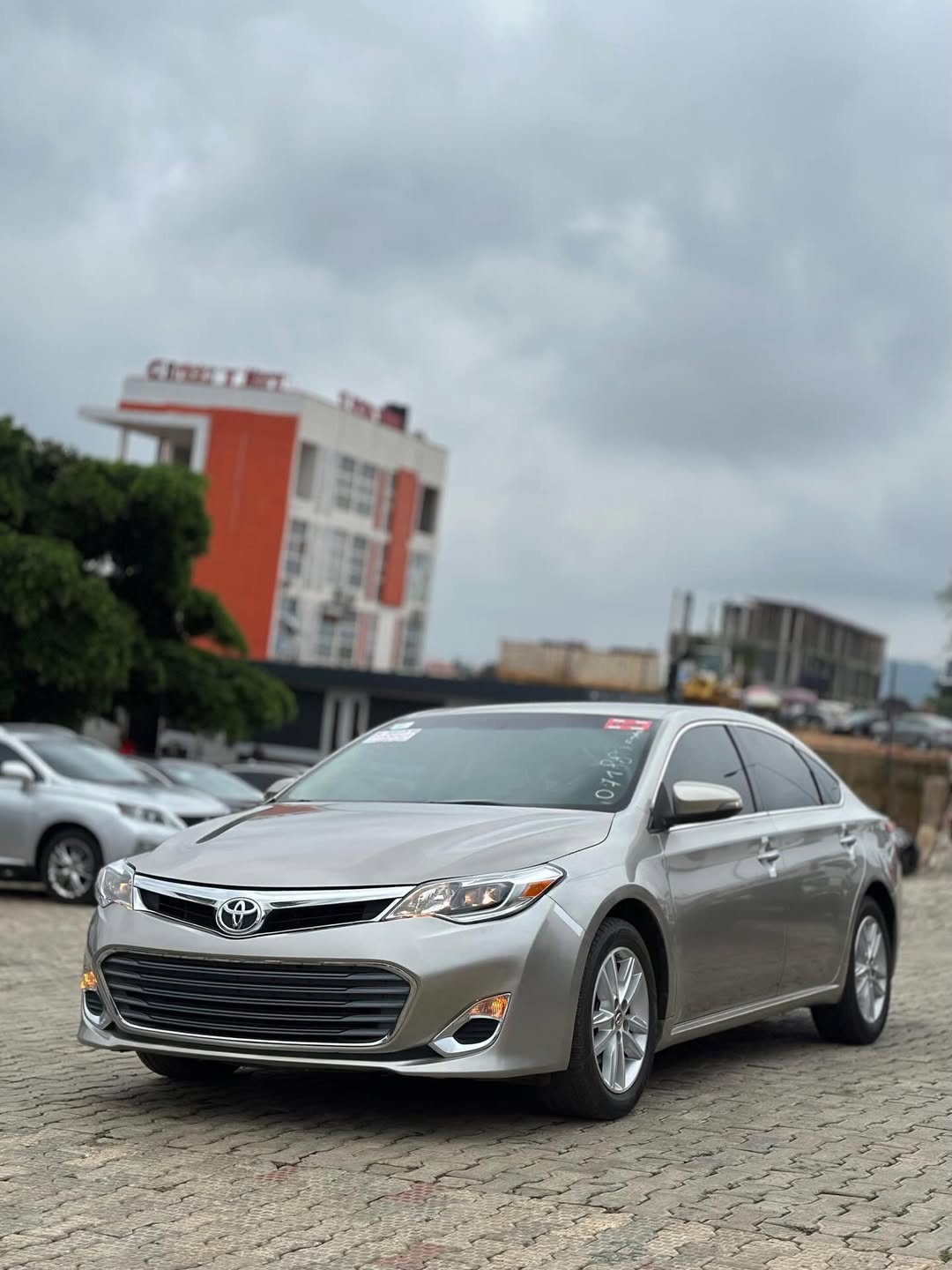 Own Your Luxury: 2013 Toyota Avalon, 50% Down!