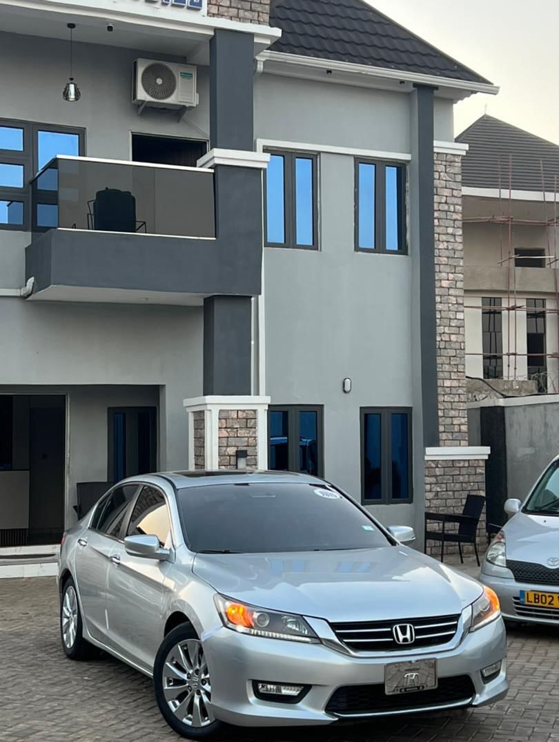 2013 Honda Accord EXL: Flawless & Ready