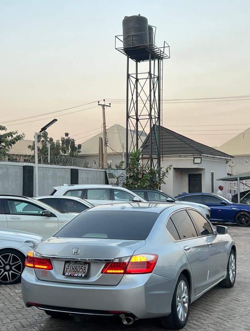 2013 Honda Accord EXL: Flawless & Ready