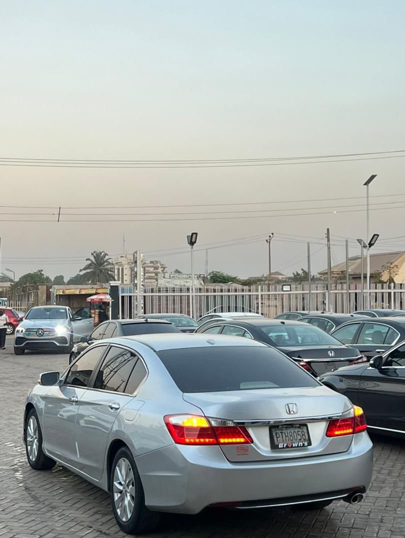 2013 Honda Accord EXL: Flawless & Ready