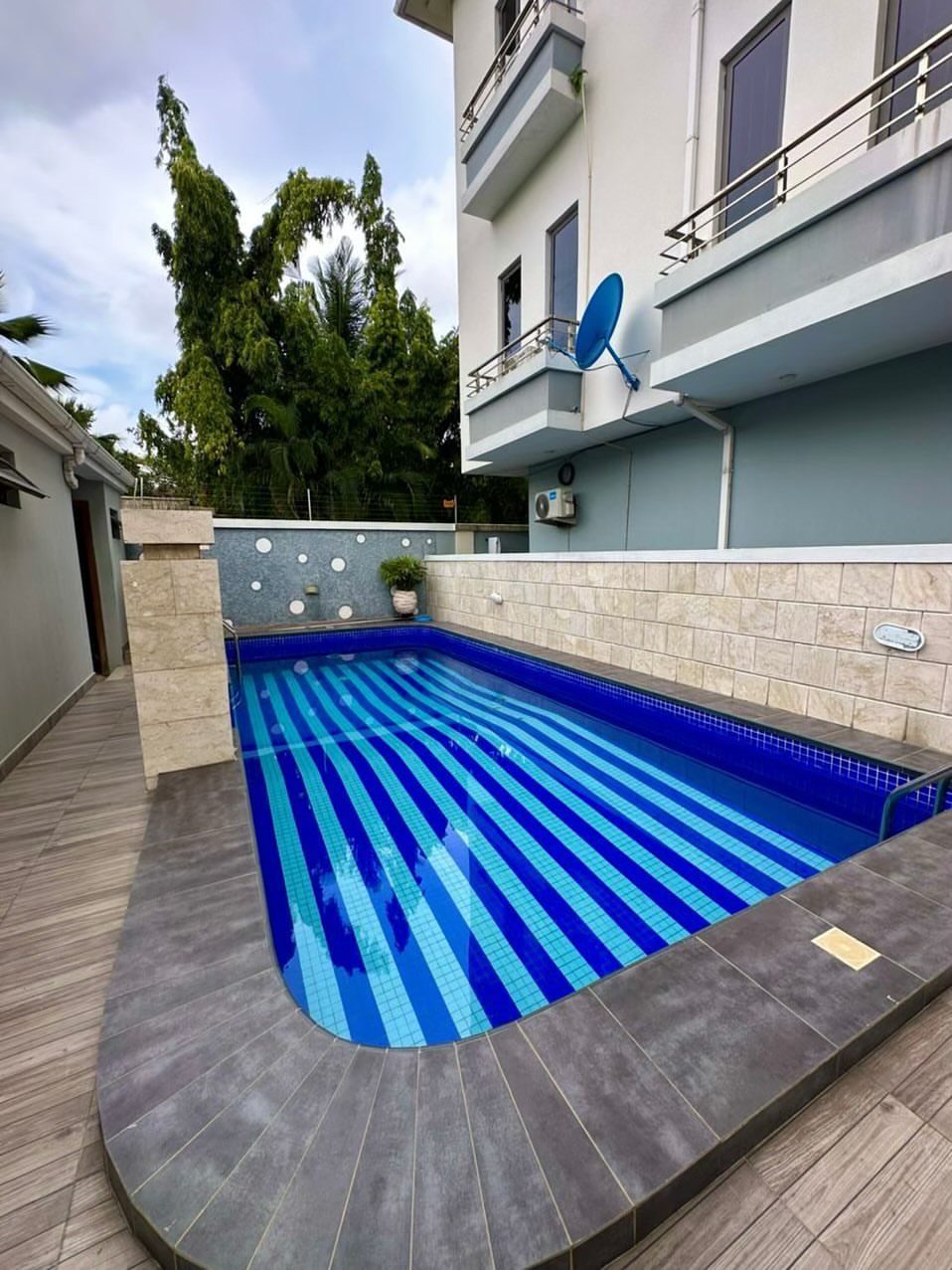 Ikoyi’s Ultimate 4-Bed Serviced Townhouse Retreat