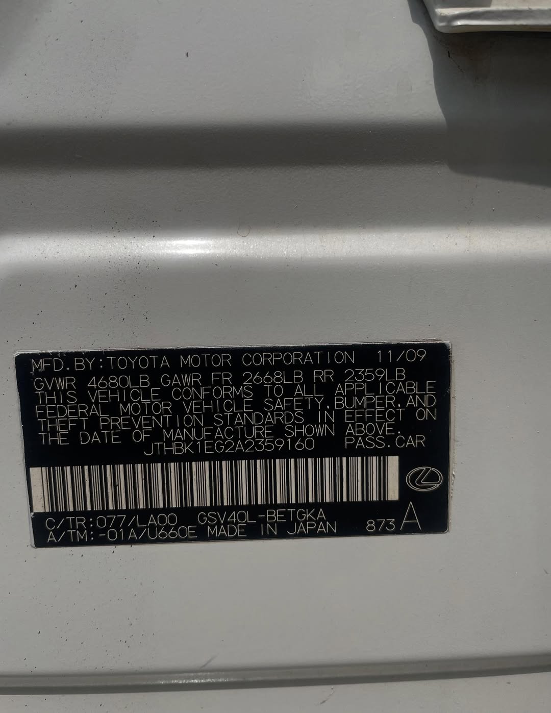 Luxury Lexus ES350: Sunroof & Premium Tech