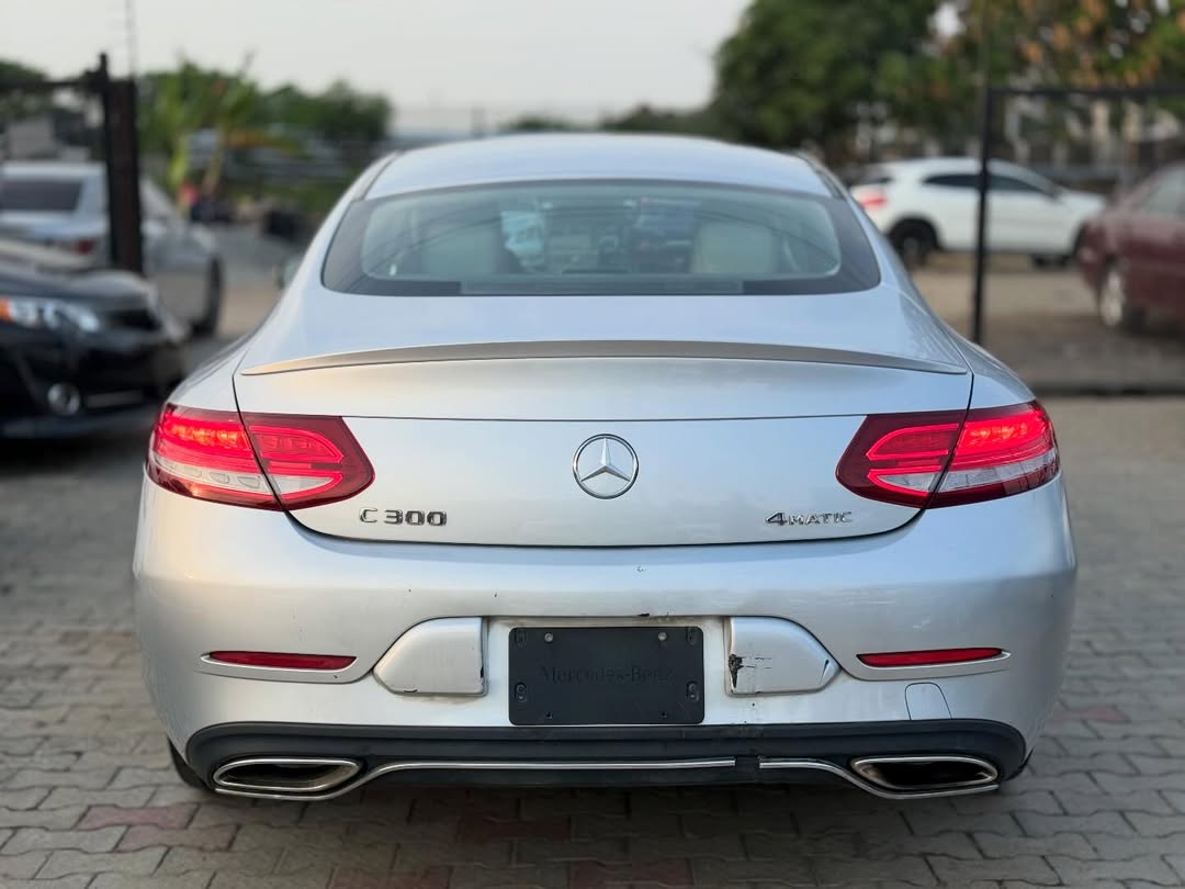 Luxury 2017 C300 Coupe: Panoramic Roof & Cream Interior