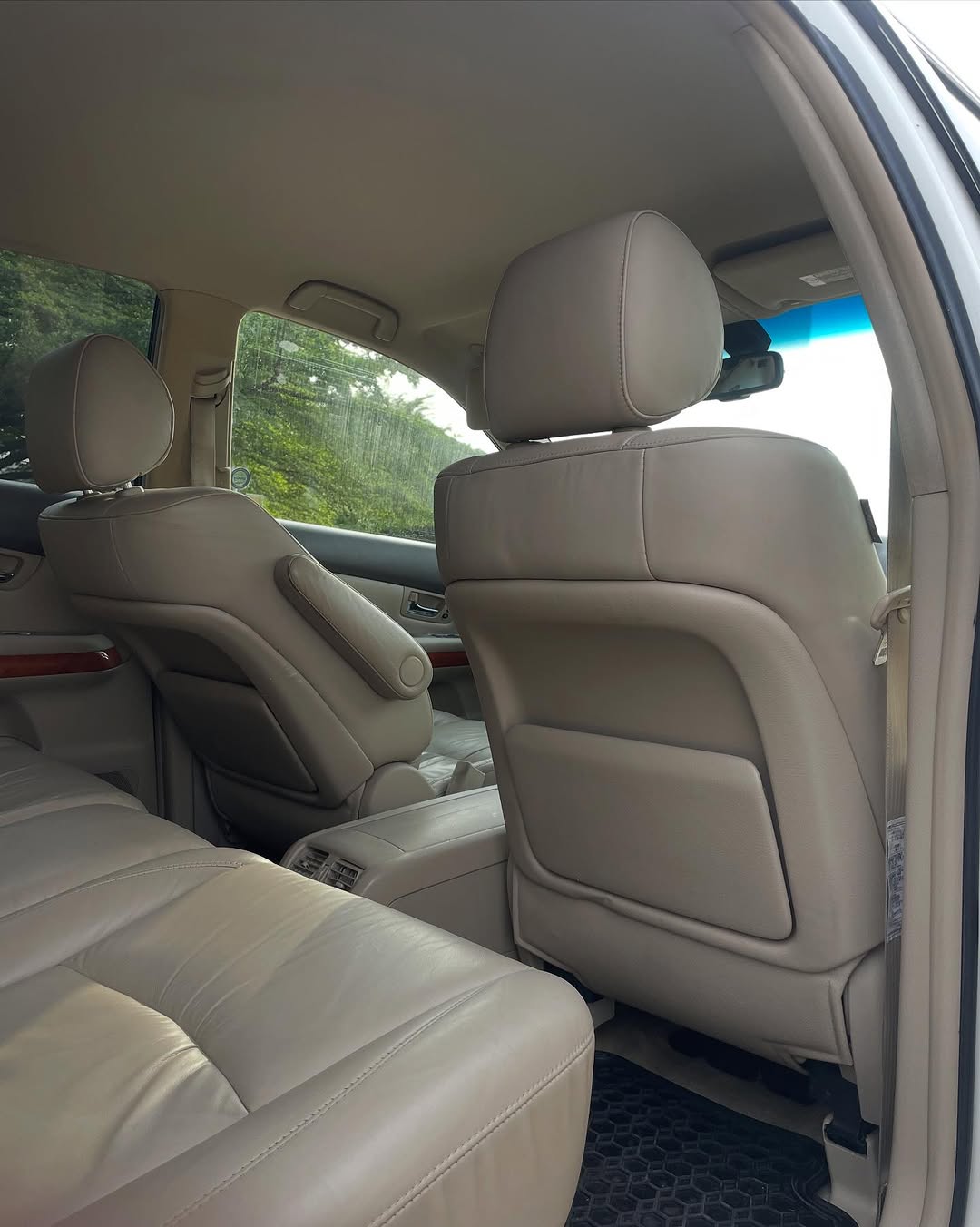 Luxury Lexus RX350: Unbeatable Lekki Deal